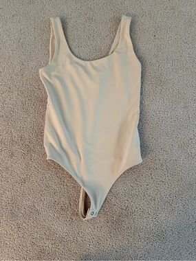 Express bodysuit size small